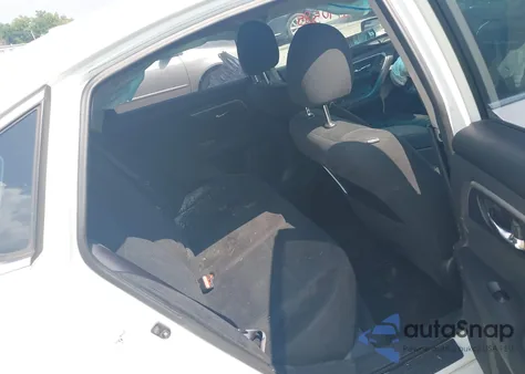 2015 Nissan Altima 2.5 Sv z USA, uszkodzony, nr VIN 1N4AL3AP6FC190442